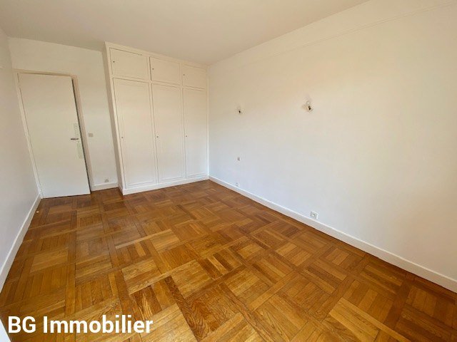 Location Appartement  3 pièces - 63m² 75015 Paris